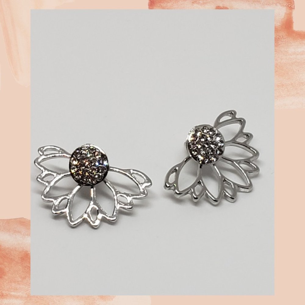 NWT Lotus Love Jacket Earring Silver